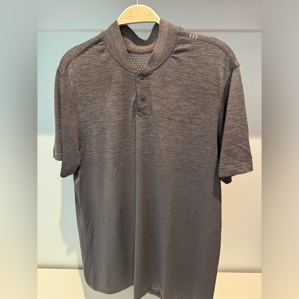 Lululemon Blade Collar Golf Shirt Size Large